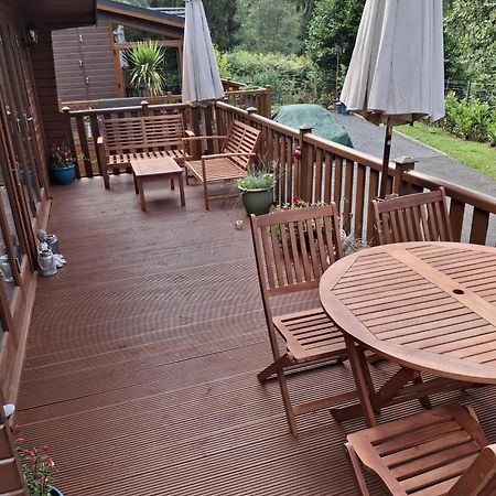 Astbury Falls Luxury Retreats Eardington Екстериор снимка