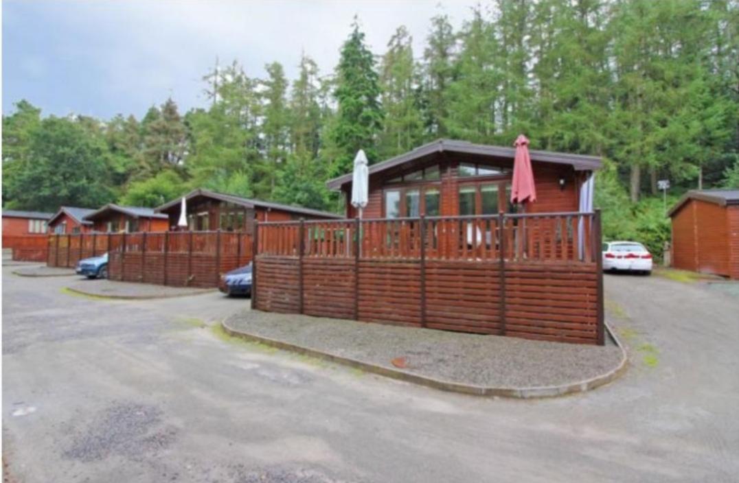 Astbury Falls Luxury Retreats Eardington Екстериор снимка